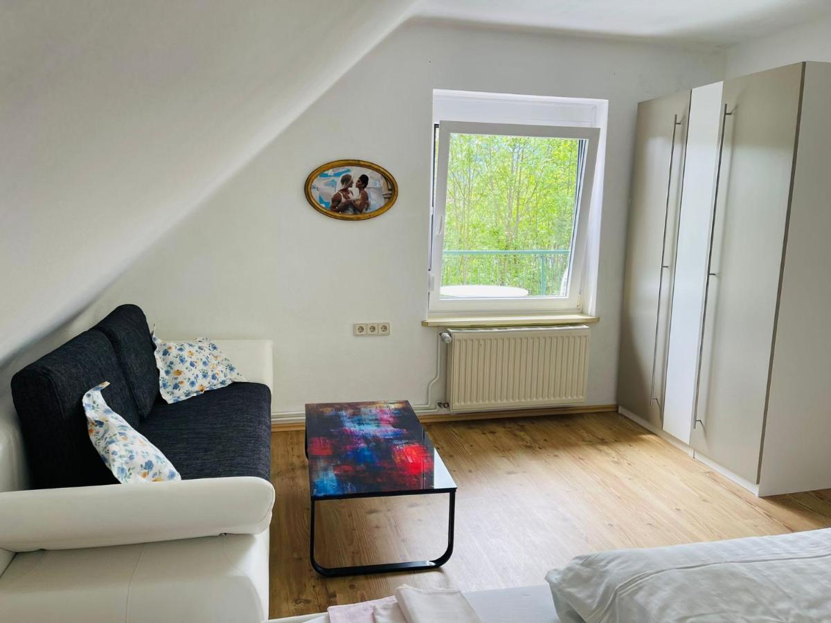 Apartment Schlossbergblick Griffen Exteriör bild
