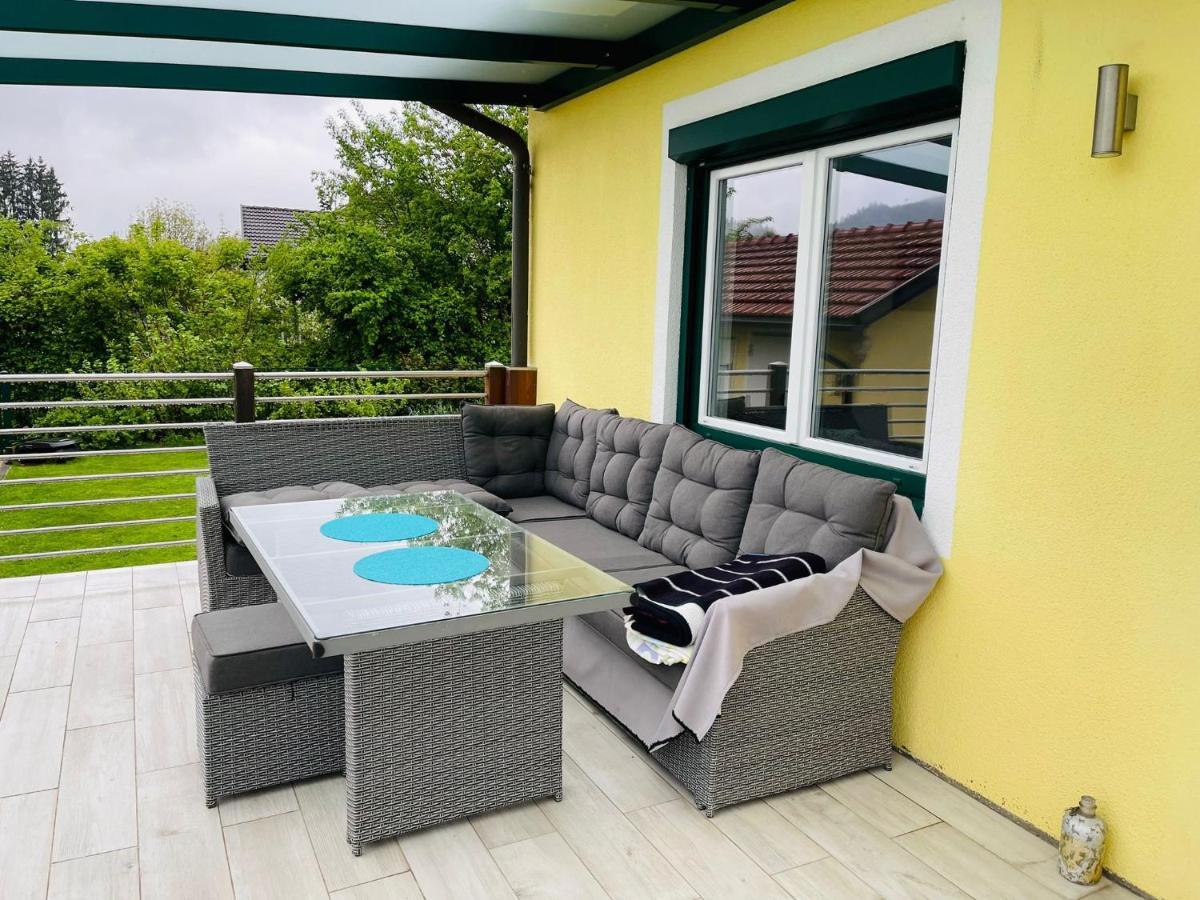 Apartment Schlossbergblick Griffen Exteriör bild